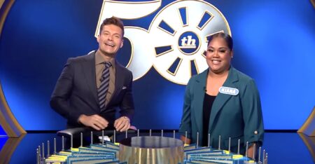 Ryan Seacrest and Wheel contestant