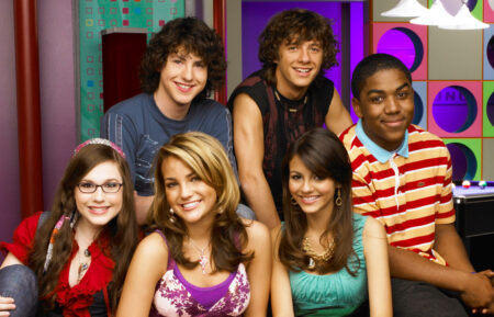 Sean Flynn, Matthew Underwood, Christopher Massey, Erin Sanders, Jamie Lynn Spears, Victoria Justice, and Paul Butcher in 'Zoey 101'