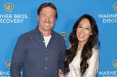 NEW YORK, NEW YORK - MAY 18: (EDITORS NOTE: This image has been retouched at the request of Warner Bros. Discovery.) Chip Gaines, Fixer Upper on Magnolia and Joanna Gaines, Fixer Upper on Magnolia attend the Warner Bros. Discovery Upfront 2022 arrivals on the red carpet at MSG Studios on May 18, 2022 in New York City.