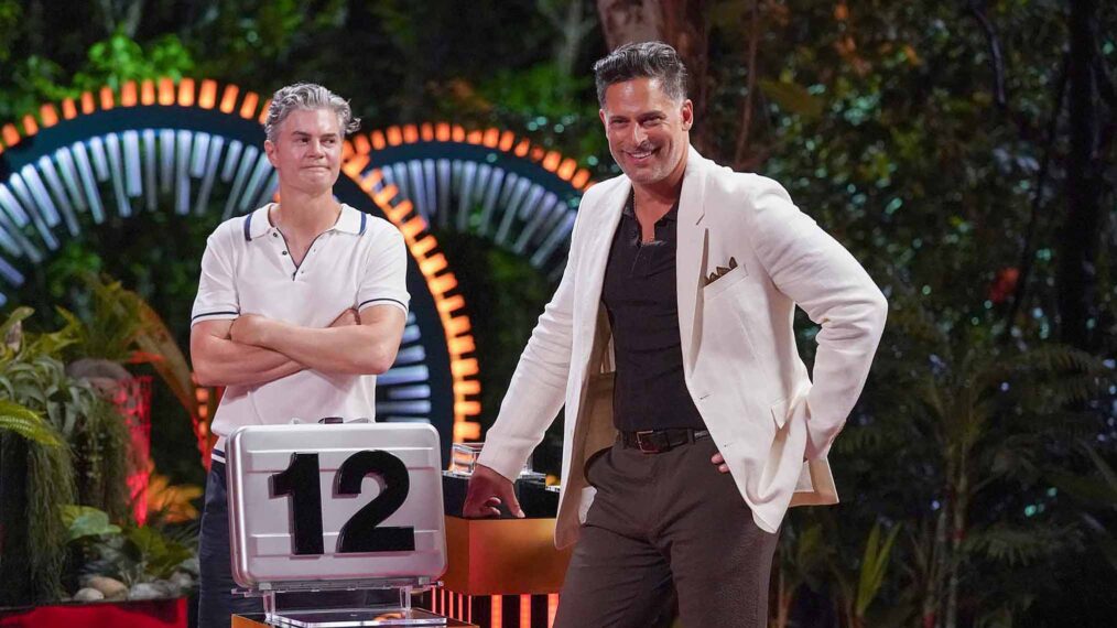 'Dr. Will' Kirby, Joe Manganiello in Deal or No Deal Island - Season 2
