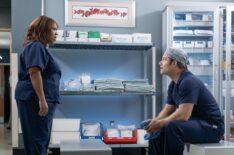 Chandra Wilson and Chris Carmack in Grey's Anatomy - 'Hit the Floor'