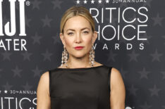 Kate Hudson attends the 30th Annual Critics Choice Awards at Barker Hangar on February 07, 2025 in Santa Monica, California.