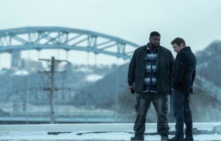 L-R: Tobi Bamtefa as Deverin