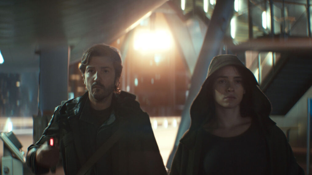 Andor (Diego Luna) and Bix Caleen (Adria Arjona) in 'Andor' Season 2