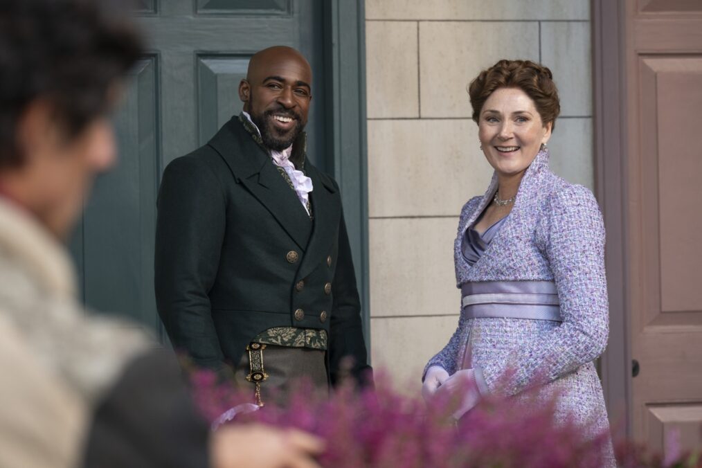 Daniel Francis and Ruth Gemmell in 'Bridgerton' Season 4