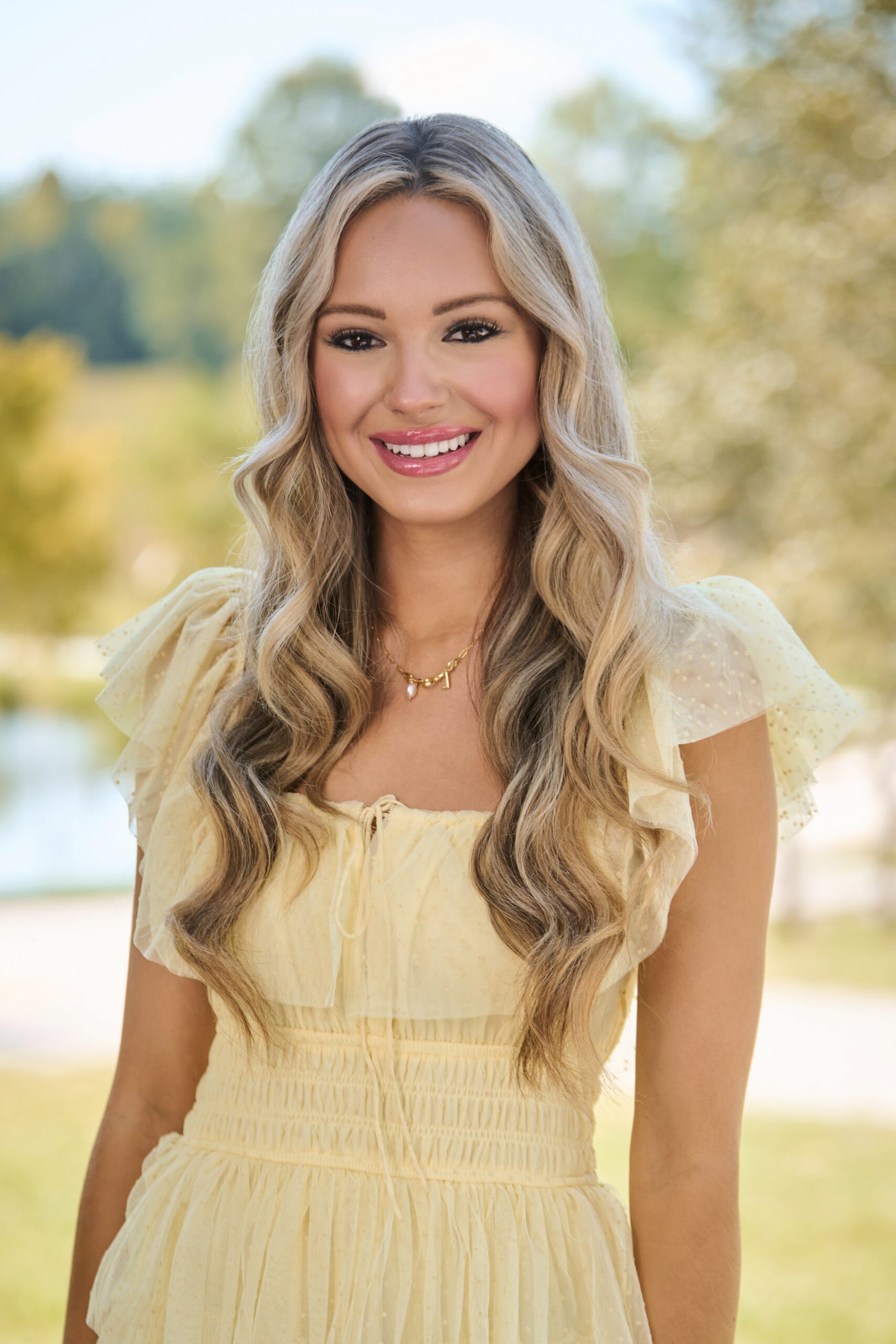 Dater Lily in the Season Three premiere of FARMER WANTS A WIFE