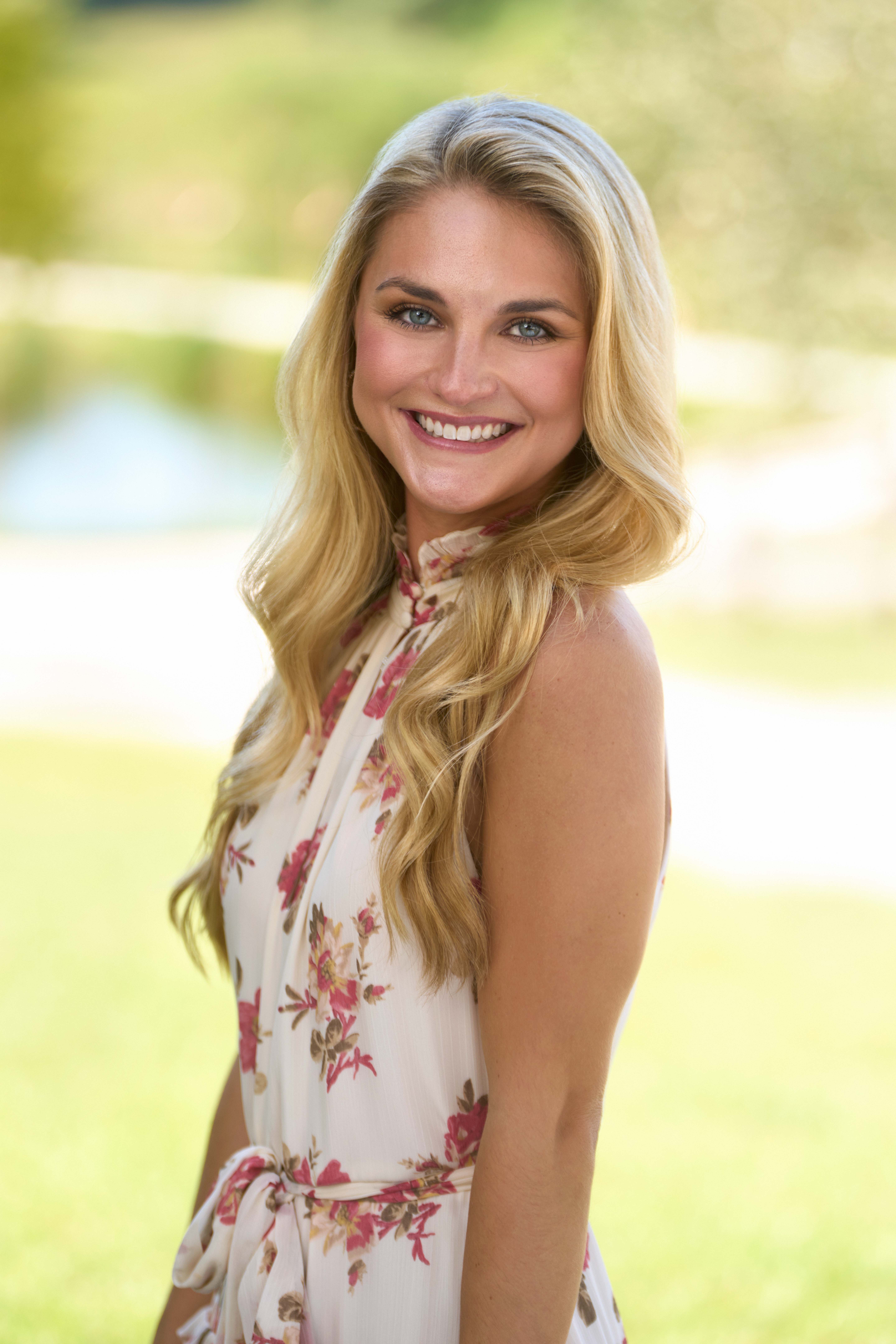 Dater Abby in the Season Three premiere of FARMER WANTS A WIFE