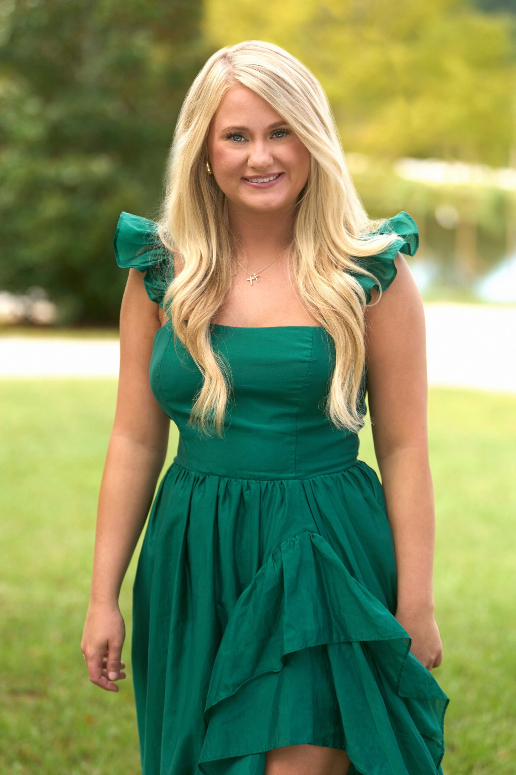 Dater Kassondra in the Season Three premiere of FARMER WANTS A WIFE
