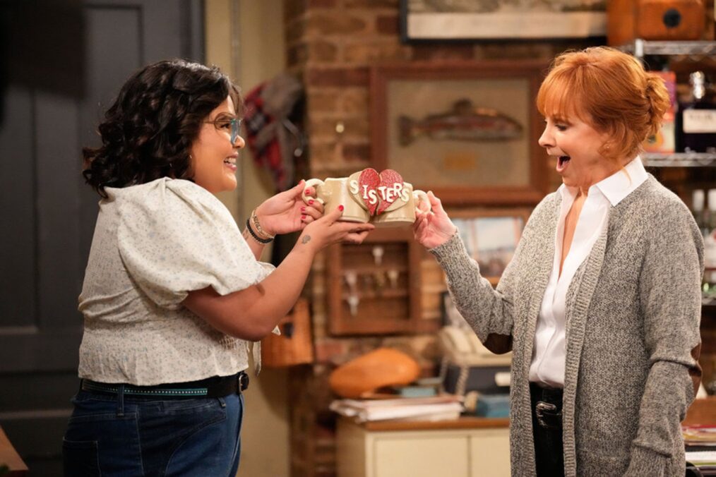 Belissa Escobedo as Isabella, Reba McEntire as Bobbie in 'Happy's Place'