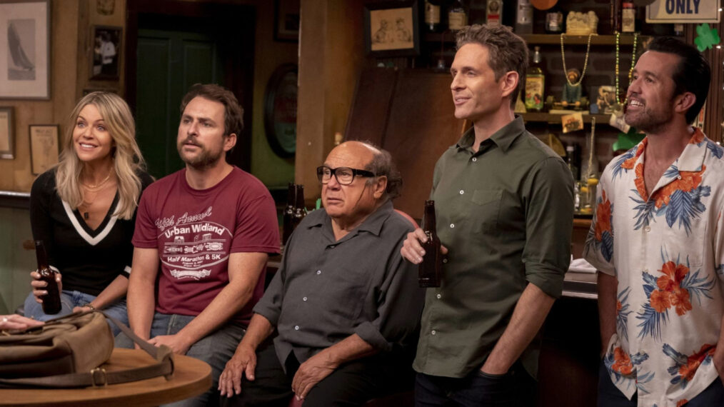 Kaitlin Olson, Charlie Day, Danny DeVito, Glenn Howerton, and Rob McElhenney in 