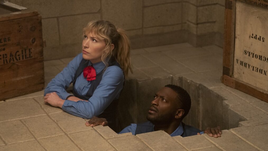 Beth Riesgraf as Parker and Aldis Hodge as Hardison — 'Leverage: Redemption' Season 3