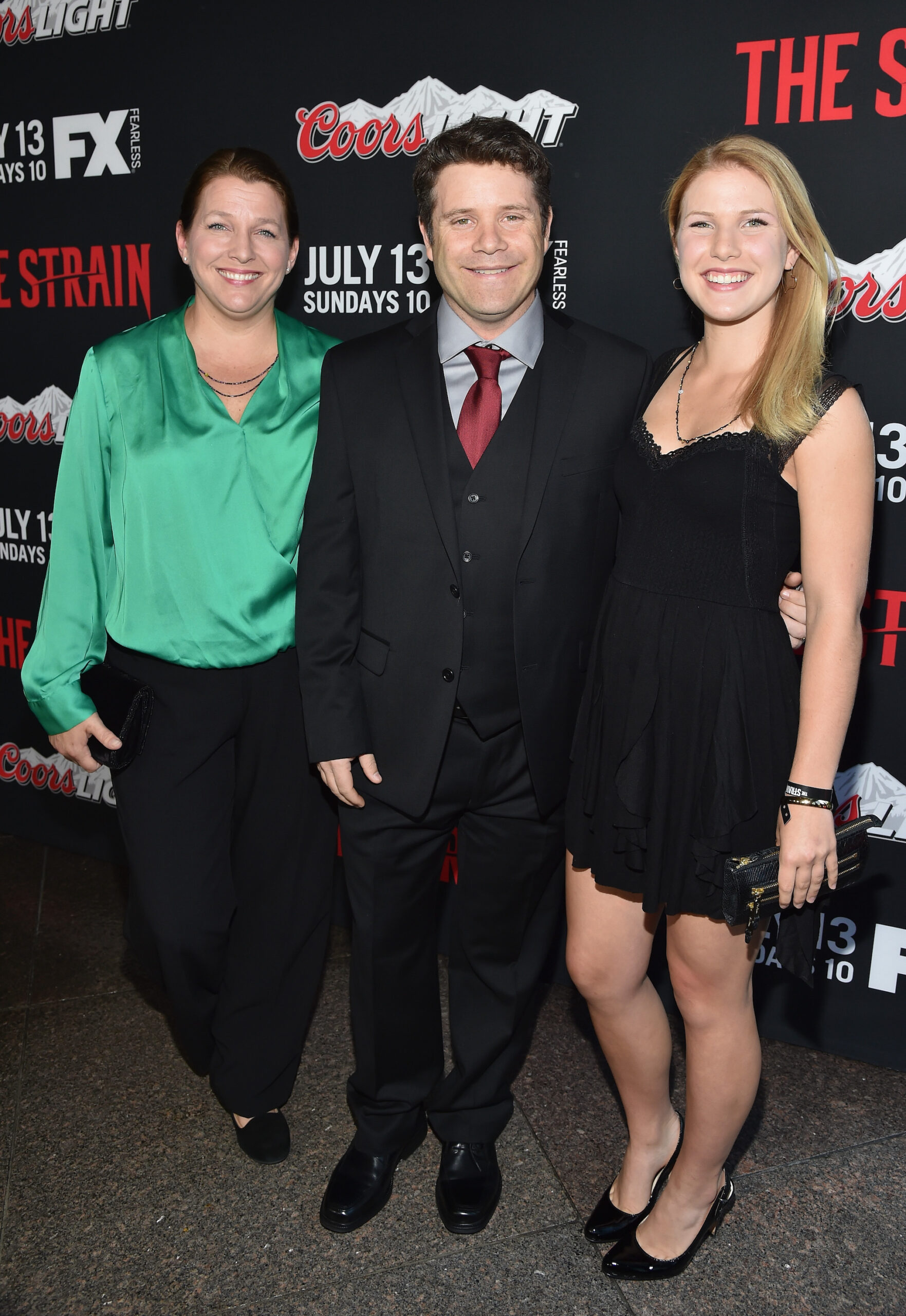 Sean Astin and his wife and daughter at 'The Strain' premiere in 2014