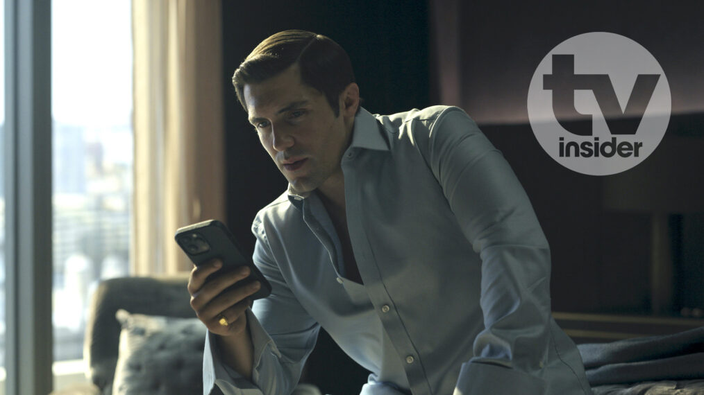 Phil Dunster as Quinn in 'Surface' Season 2