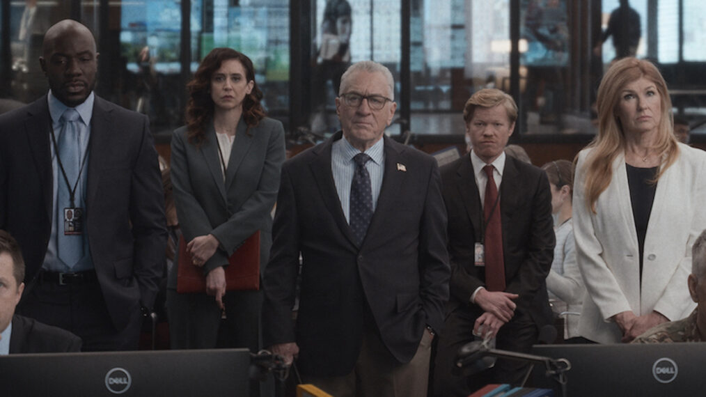 McKinley Belcher III as Carl Otieno, Mozhan Navabi as Melissa Kornblau, Robert De Niro as George Mullen, Jesse Plemons as Roger Carlson, and Connie Britton as Valerie Whitesell in 'Zero Day' Season 1 Episode 2