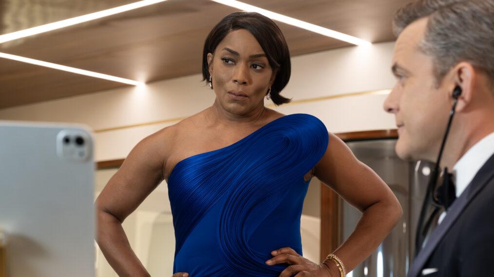 Angela Bassett and Joshua Jackson in Doctor Odyssey - 'Casino Week'