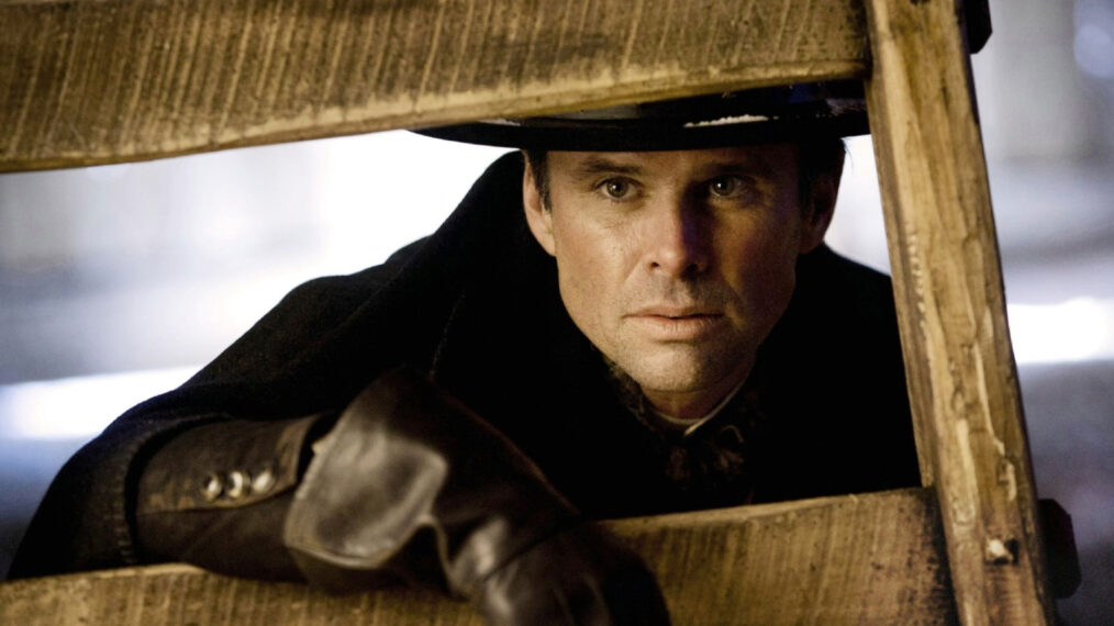 Walton Goggins in
