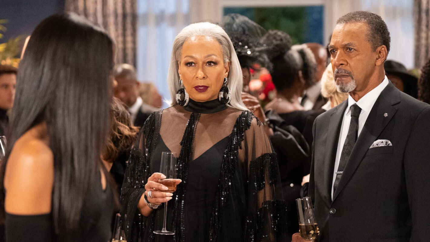 What’s the Appeal of Soap Operas? Let These Fans Explain