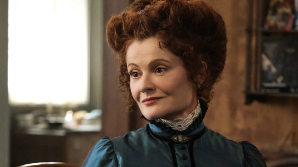 Rebecca Wisocky in 'Ghosts' Season 4
