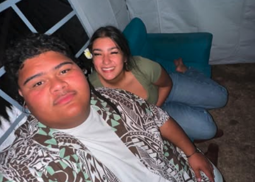 iam tongi with girlfriend leah