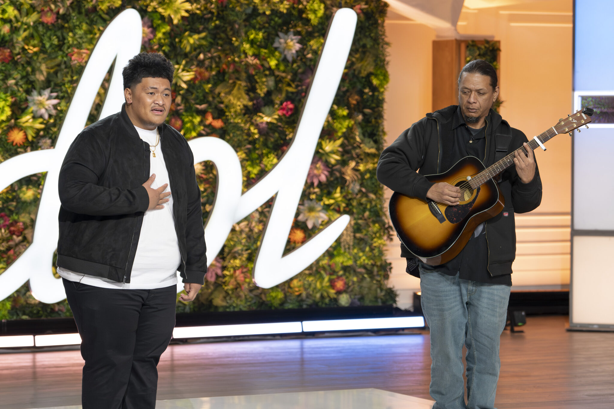 ‘American Idol’ 2025 Premiere First Platinum Ticket Is Awarded After