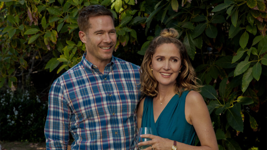 Luke MacFarlane and Rose Byrne in 'Platonic'