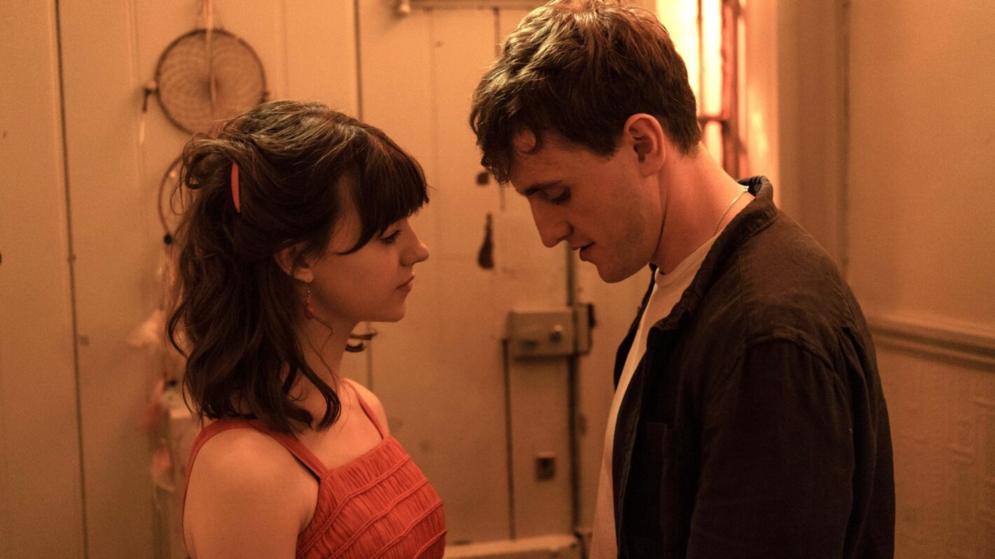Daisy Edgar-Jones and Paul Mescal in 'Normal People'