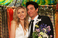 Sarah Chalke and Josh Radnor in How I Met Your Mother - 'Shelter Island'