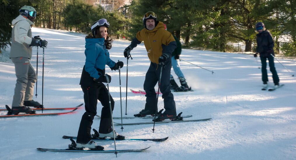 Tina Fey as Kate and Will Forte as Jack skiing in 'The Four Seasons'