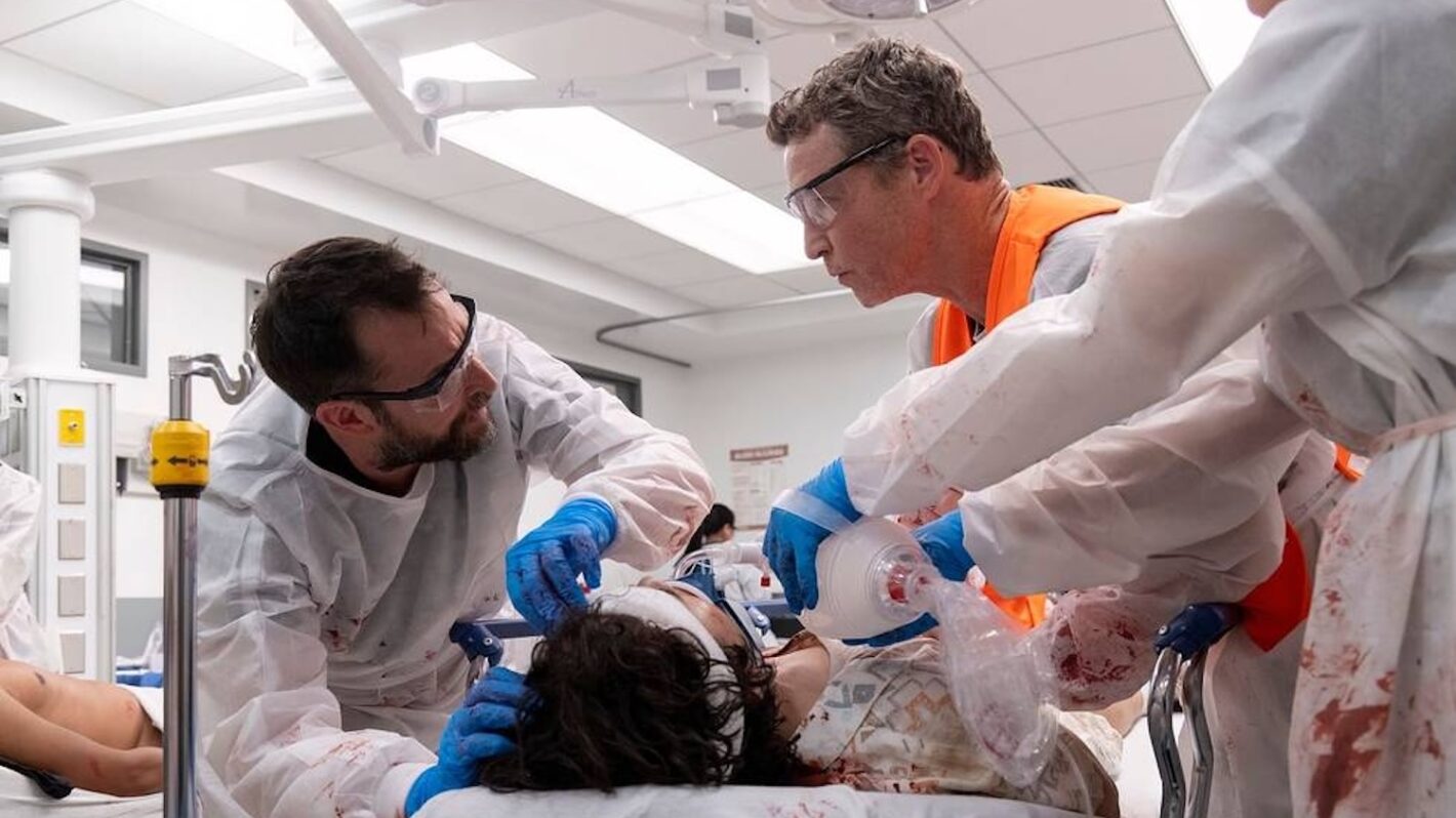 The Pitt' Season 1 Episode 12 Recap: Patrick Ball on Langdon's Return, Shawn Hatosy on Robby and Abbott (Exclusive)