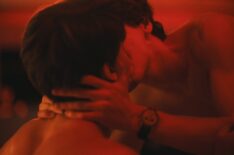 Patrick Schwarzenegger's Saxon and Sam Nivola's Lochlan kiss in 'The White Lotus'