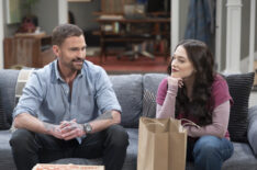 Seann William Scott and Kat Dennings in Shifting Gears - 'Valentine's'