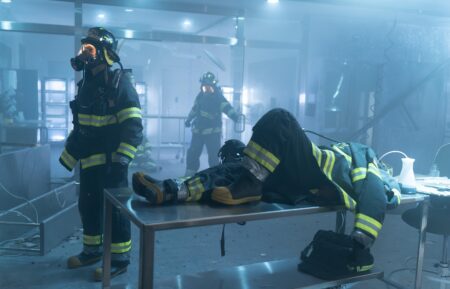 Peter Krause as Bobby — '9-1-1' Season 8 Episode 15