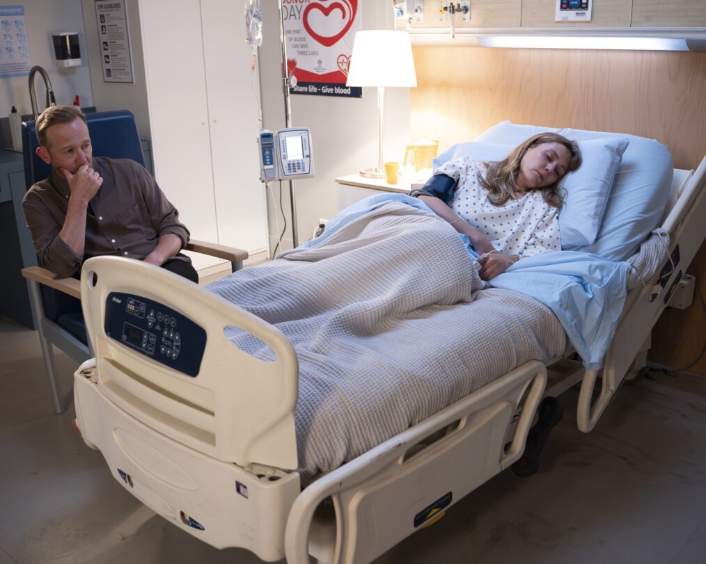 Eric Ladin, Julianna Guill — '9-1-1' Season 8 Episode 16 