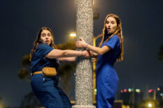 Beanie Feldstein, Kaitlyn Dever in Booksmart