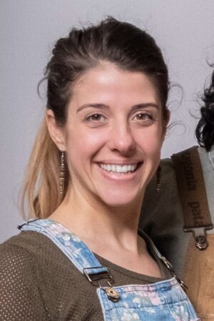 Daphne Reckert Headshot