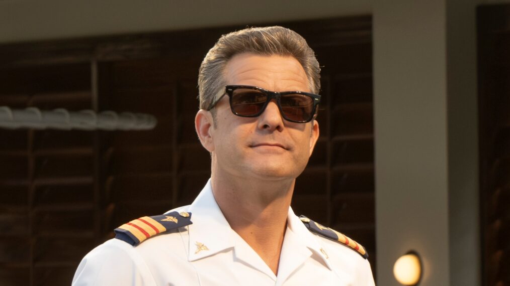 Joshua Jackson in Doctor Odyssey