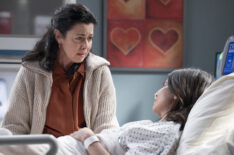 Jacqueline Mazarella, Floriana Lima in Grey's Anatomy - 'How Do I Live'