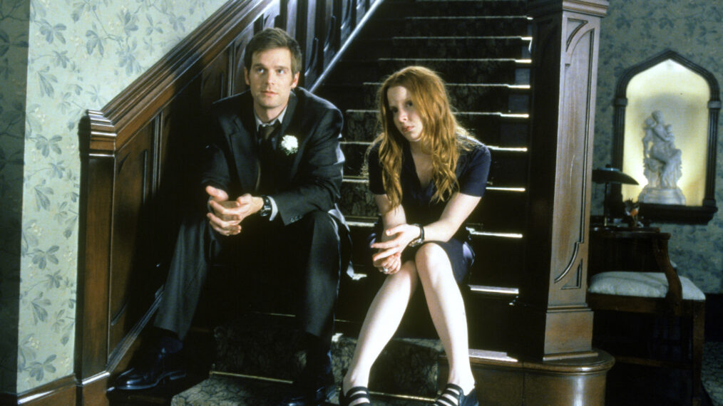 Peter Krause, Lauren Ambrose in Six Feed Under
