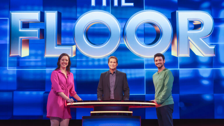 Rob Lowe with contestants in the “Conquer the Floor” episode of The Floor