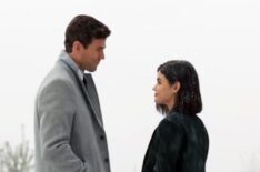 Austin Stowell, Lucy Hale in The Hating Game