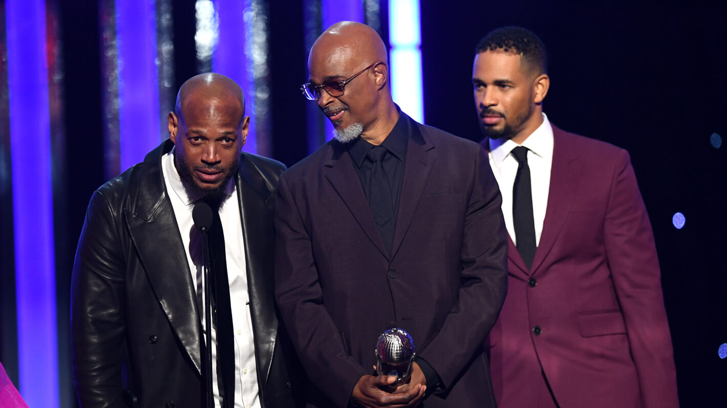 Marlon Wayans, Damon Wayans, and Damon Wayans Jr. accept the NAACP Awards Hall of Fame award
