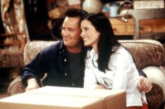 Matthew Perry and Courteney Cox on Friends - 'The One on the Last Night'