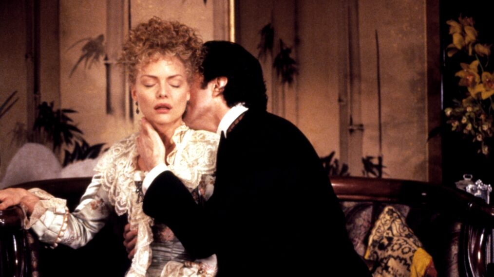 Michelle Pfeiffer, Daniel Day-Lewis in 'The Age of Innocence'