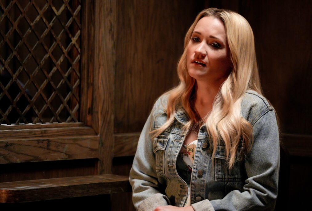 Emily Osment in 'Georgie & Mandy's First Marriage' Season 1 finale
