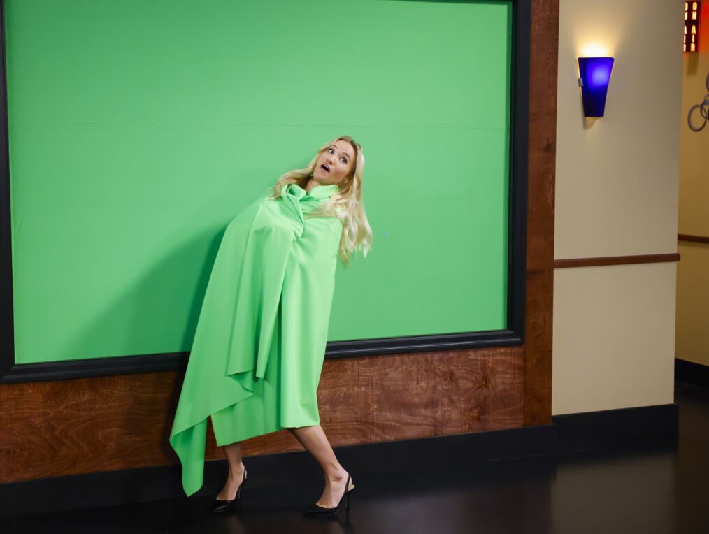 Emily Osment in 'Georgie & Mandy's First Marriage' Season 1 finale