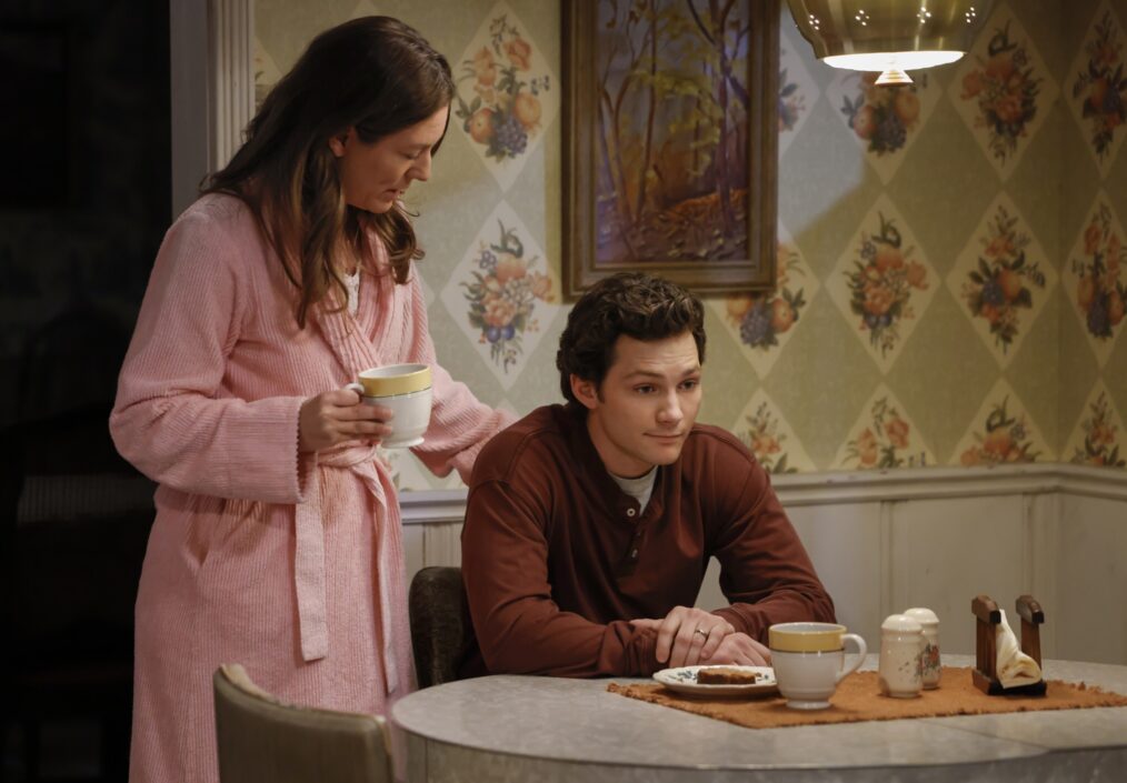 Zoe Perry and Montana Jordan in 'Georgie & Mandy's First Marriage' Season 1 finale