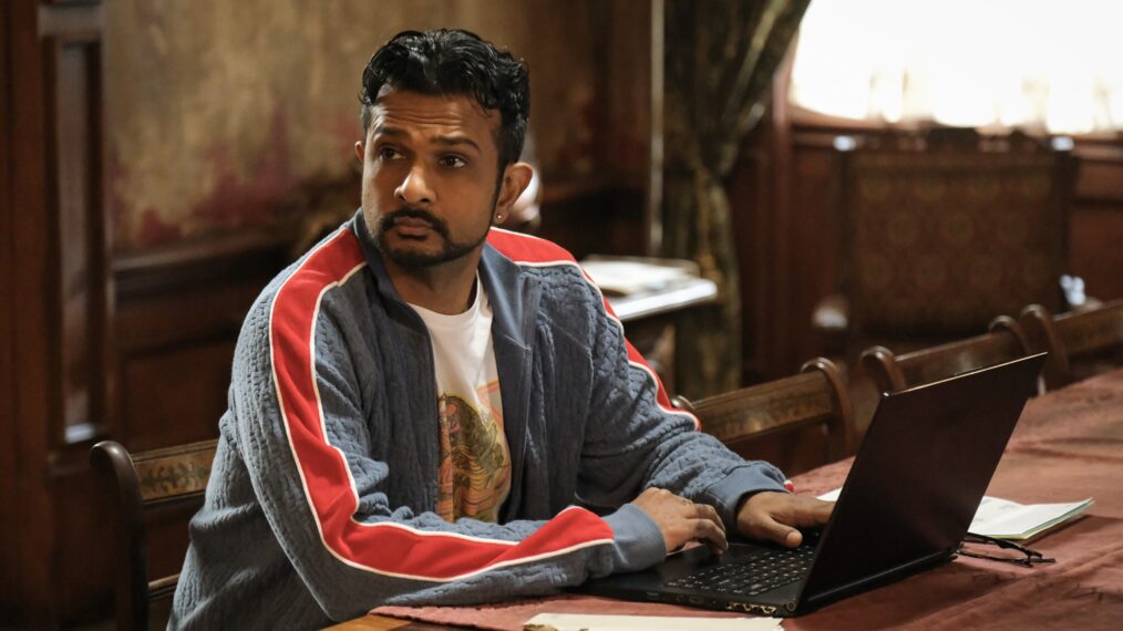 Utkarsh Ambudkar in 'Ghosts' Season 4