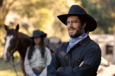 Adam Brody as Dr. Jeremiah Jackson in 'Good Cop/Bad Cop' Season 1 Episode 7 - 'Buckle Up'