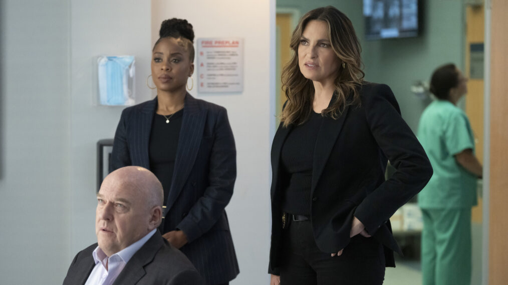 Dean Norris as Randall Stabler, Danielle Moné Truitt, Mariska Hargitay as Olivia Benson — 'Law & Order: Organized Crime' Season 5