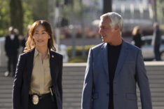 Renee Ballard (Maggie Q) and Harry Bosch (Titus Welliver) in BOSCH: LEGACY
